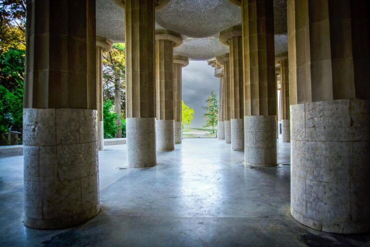 Sailing Experience, Sagrada Familia & Park Guell - Experience Details