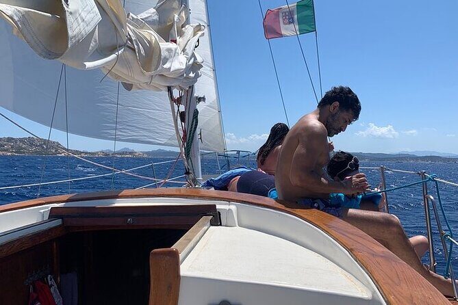 Sailing La Maddalena Archipelago with a USCG licensed captain. - Why This Tour Is Ideal