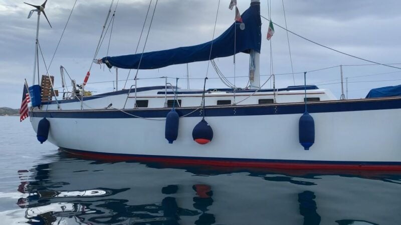 Sailing Maddalena Archipelago with a USCG licensed captain - Good To Know