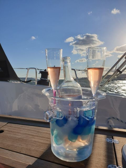 Sailing on a Classic Boat - Cancellation Policy and Duration