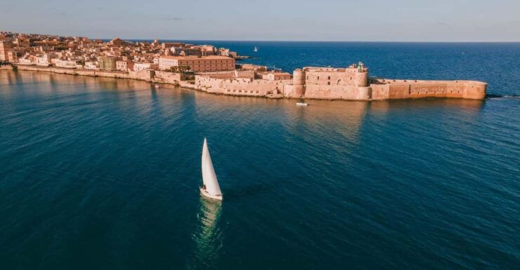 Sailing Ride Along the Syracuse Coastline - Good To Know