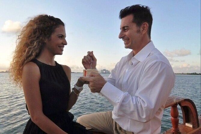 Sailing & Romantic Dinner: Cancún Lagoon Wonderful Date" - The Scenic Lagoon & Sunset Views