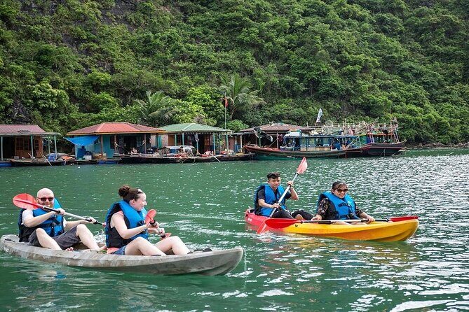 Sailing the Hidden Paradise of Bai Tu Long - Discovering Bai Tu Long with a Small-Group Cruise