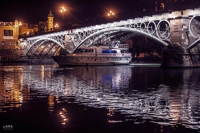 Sailing Trip on an Exclusive Yacht With Tasting Menu and Drinks - Overview