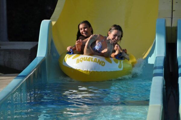 Saint-Cyr-sur-Mer: Aqualand Water Park Entry Ticket - Customer Feedback