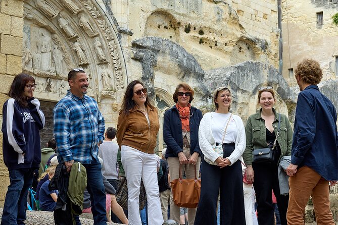 Saint-Emilion: Food and Wine Escape - Scenic Views and Atmosphere