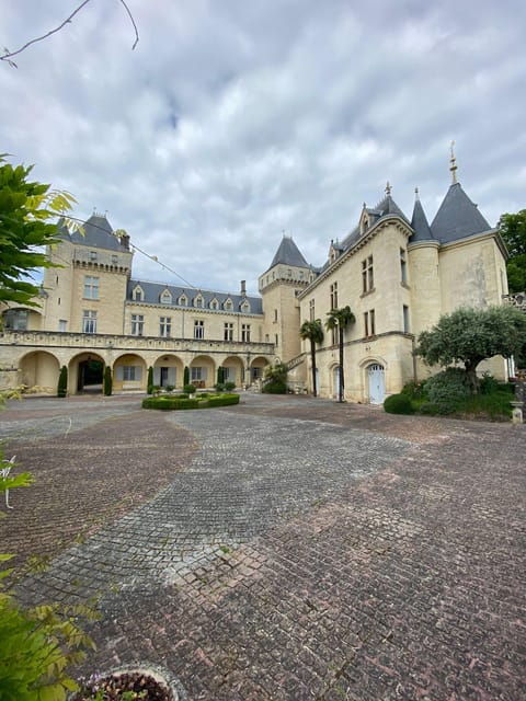 Saint Emilion Village Visiting Chateaux & Wine Tasting - Free Time for Exploration and Photography