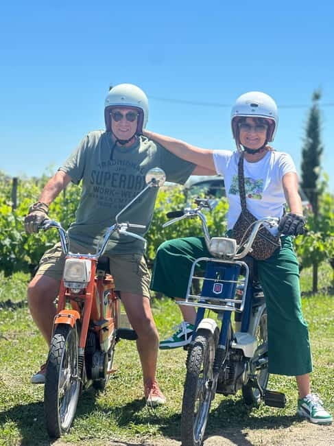 Saint-Emilion: Vintage moped rides and tours - Who Is This Tour Best For?