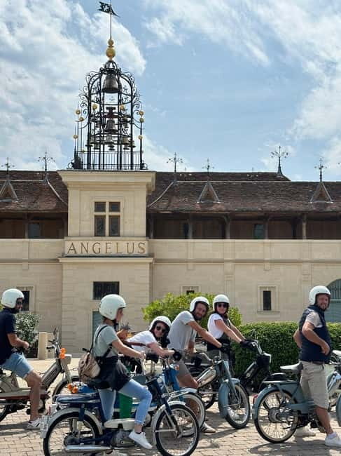 Saint-Emilion: Vintage moped rides and tours - The Sum Up