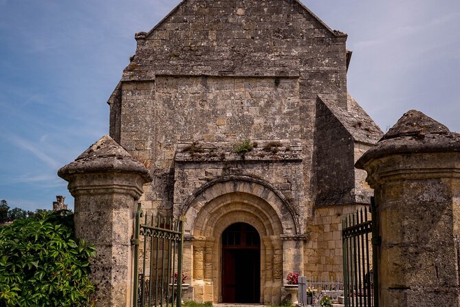 Saint-Émilion Wine Tour by Electric Bike, Lunch Included - Group Size and Duration