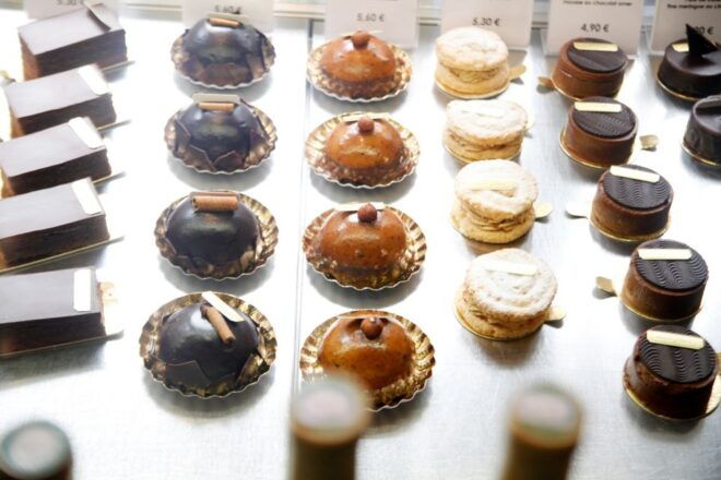 Saint-Germain-des-Prés: Pastry and Chocolate Walking Tour - Indulge in Hand-Crafted Pastries, Chocolates, and Breads