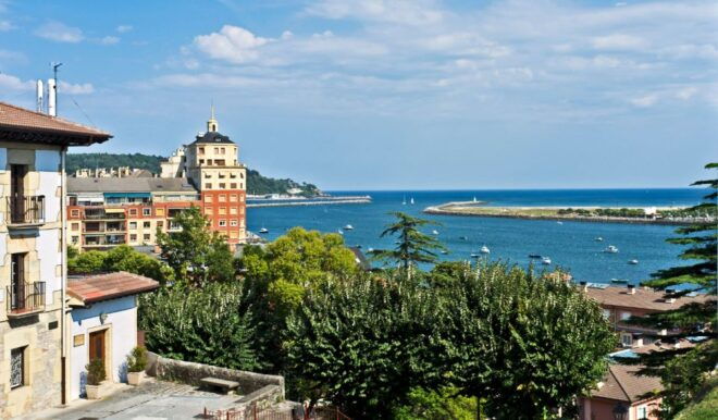 Saint-Jean-de-Luz and Hondarribia Private Tour - Detailed Itinerary