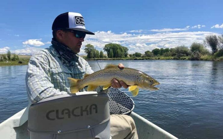Saint Lawrence River: Adventure Fishing on a Powerboat - Itinerary and Experience