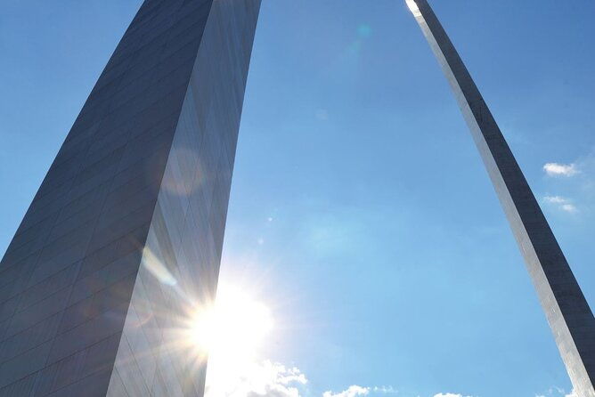 Saint Louis Private Custom Walking Tour with a Local Guide - Good To Know
