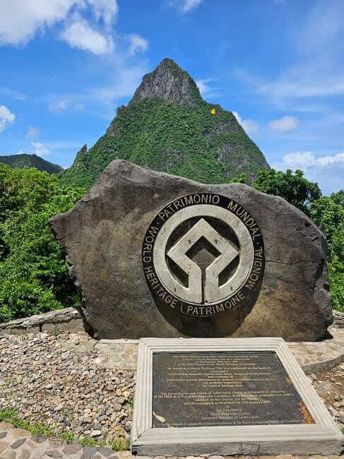Saint Lucia: Piton Hike - Reaching the Summit and the Scenic Rewards