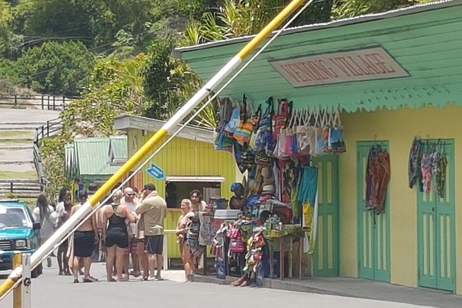 Saint Lucia Sulphur Springs Rejuvenating Mud Bath Tour - Rejuvenating Mud Bath Experience