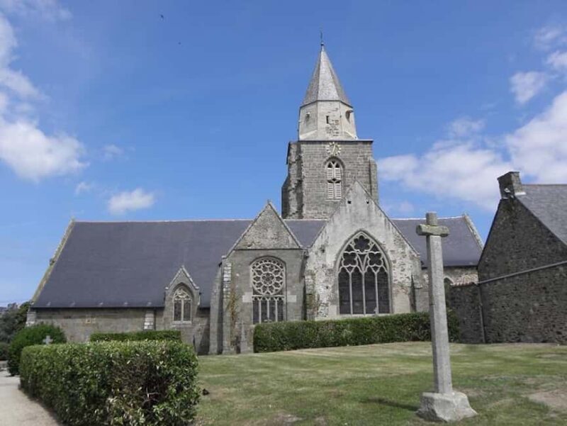 Saint-Malo: Breathtaking landscapes and History Walking Tour - The Sum Up