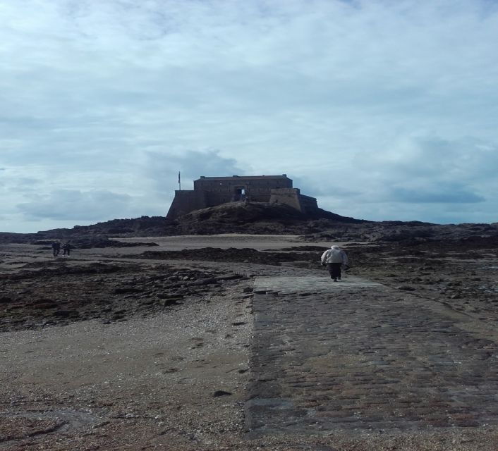 Saint-Malo: Dinan, Fort La Latte, & Cap Fréhel Private Tour - Tour Inclusions