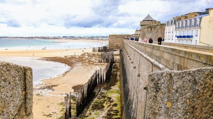 Saint Malo: Leisurely Stroll Through Historical Old Town - Practical Tips for a Seamless Experience