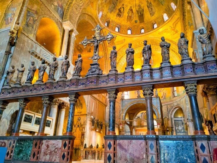 Saint Marks Basilica and Golden Altarpiece - The Intricate Golden Altarpiece