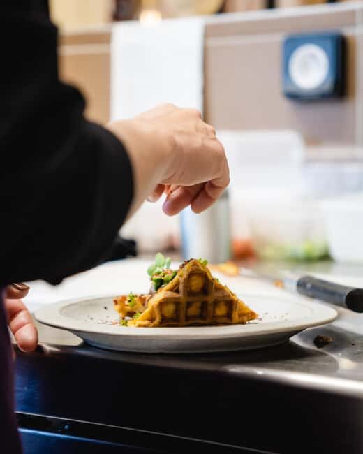 Saint-Nicolas-de-Bourgueil: Food and Wine Pairing Tour - Good To Know