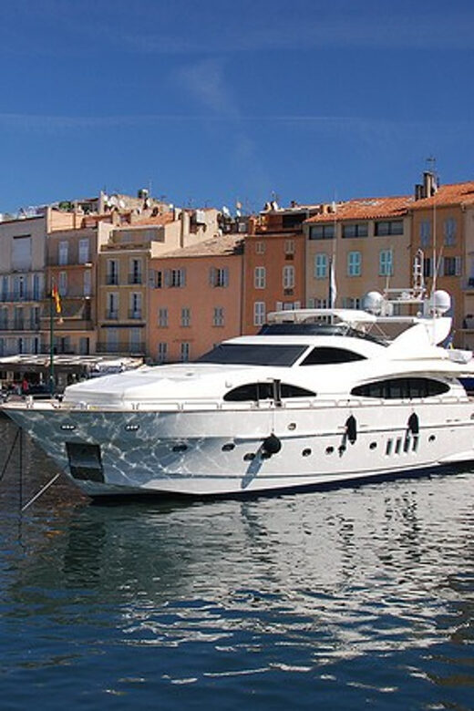 Saint Tropez and Port Grimaud: Full-Day Tour - Exploring the Glamorous French Riviera: Saint Tropez and Port Grimaud Full-Day Tour