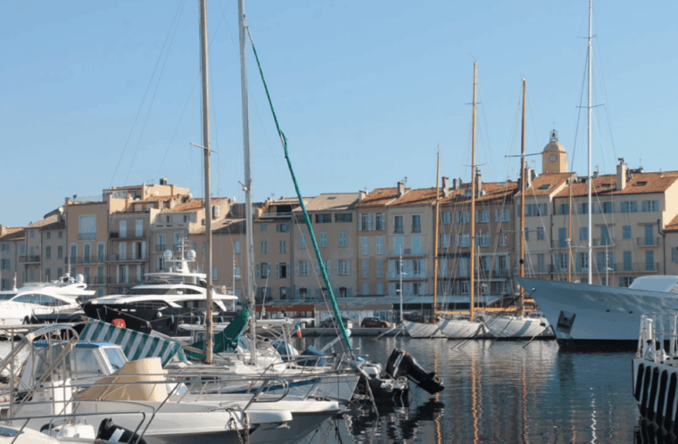 Saint-Tropez: Guided Walking Tour - The Statue of Torpes
