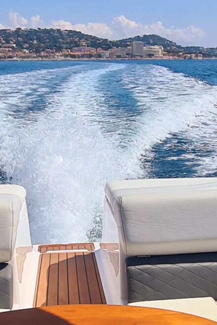 Sainte-Maxime: Gulf of Saint Tropez Private Boat Tour - Inclusions and Amenities