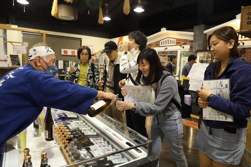 Sake brewery walking tour in Nada, home to Japans No. 1 sake district (Kobe) - Is US$74.89 good value?