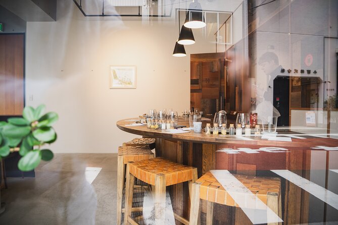 Sake Tasting Omakase Course by Sommeliers in Central Tokyo - Sommelier-guided Sake Tasting Experience