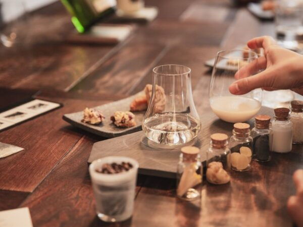 Sake Tasting Omakase Experience Hosted by Sommeliers - Understanding Sake Pairing
