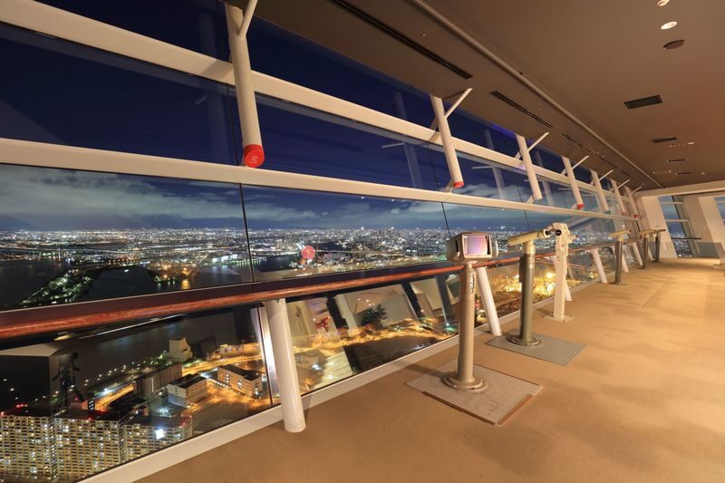 Sakishima Cosmo Tower Observatory Advance Ticket - The see-through elevator and sky promenade