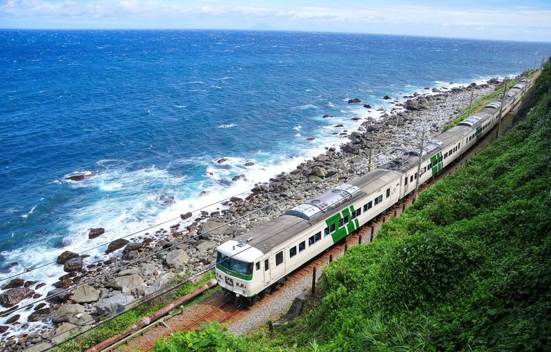Sakura Season Small Group Tour of 9: Izu Cherry Blossom Viewing and Seaside Day Trip | Kawazu Cherry Blossom Festival & Izu Seaside Train & Jogasaki Coast | Chinese Service | Round-trip from Tokyo with Optional Hotel Transfer - Who should book this Izu day trip