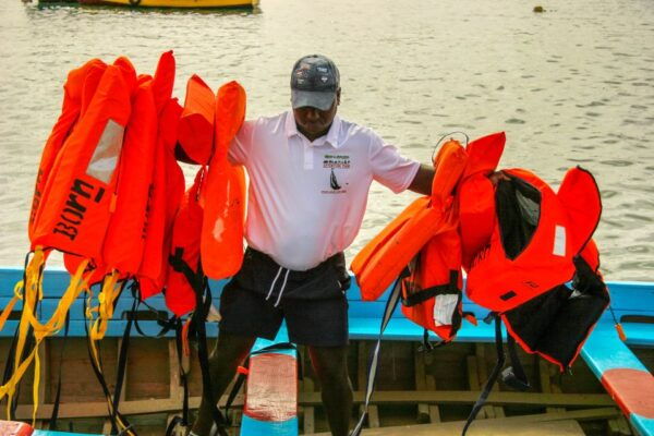 Sal: All-Inclusive Half-Day Lounge Catamaran Cruise - The Sum Up