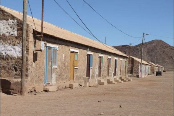 Sal: Salt Lake Tour, Shark Bay and Pedra De Lume Village - Tour Schedule