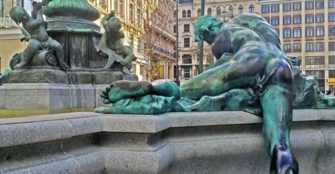 Salacious Vienna - Shared Group Tour - Tour Features