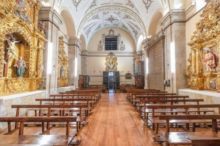 Salamanca: Convent of Las Claras With Free Audioguide - Good To Know