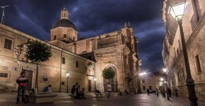 Salamanca: Evening Sightseeing Walking Tour - The Sum Up