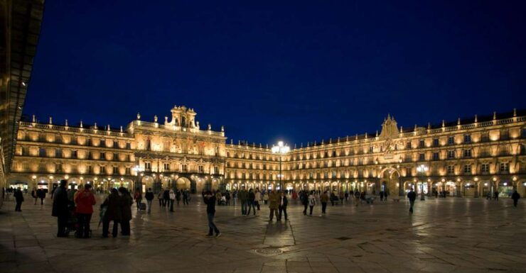 Salamanca: Local Legends Evening Walking Tour - Experience Highlights