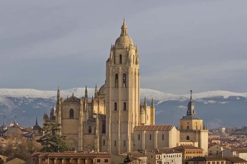 Salamanca: Segovia and Avila Day Trip with Guide - Good To Know