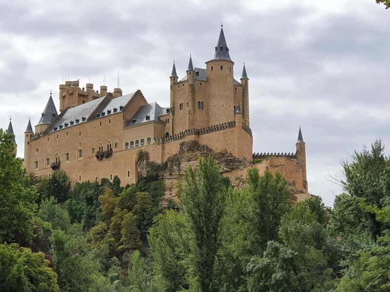 Salamanca: Segovia and Avila Day Trip with Guide - An In-Depth Look at the Tour Experience