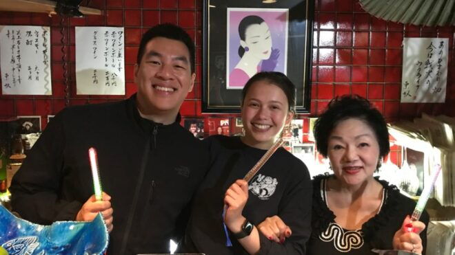 Salaryman" Experience in Drinking Town, Shinbashi - Trying Traditional Japanese Sweets