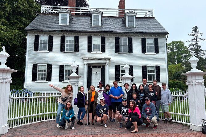 Salem Movie Magic Tour: Hocus Pocus and Bewitched locations - Authentic Insights from Reviewers