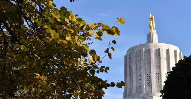 Salem Oregon: Scavenger Hunt Walking Tour and Game - Experience Highlights