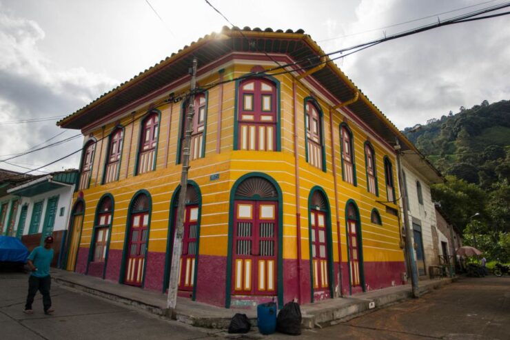 Salento: Quindío Magical Towns Private Tour With Local Lunch - Good To Know