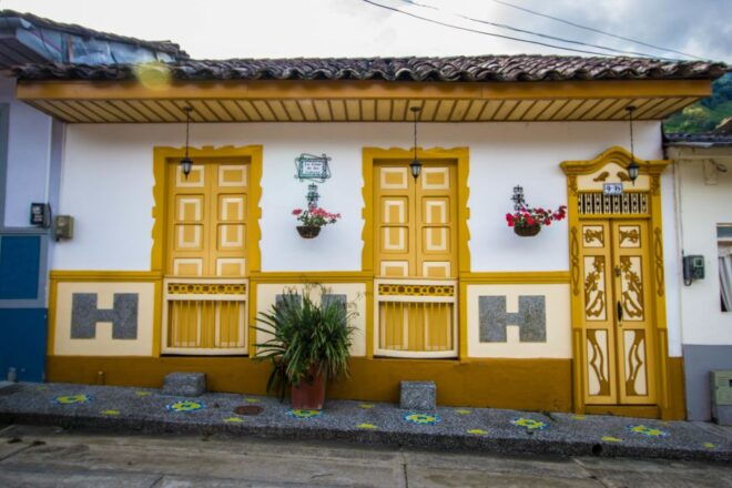 Salento: Quindío Magical Towns Private Tour With Local Lunch - Frequently Asked Questions