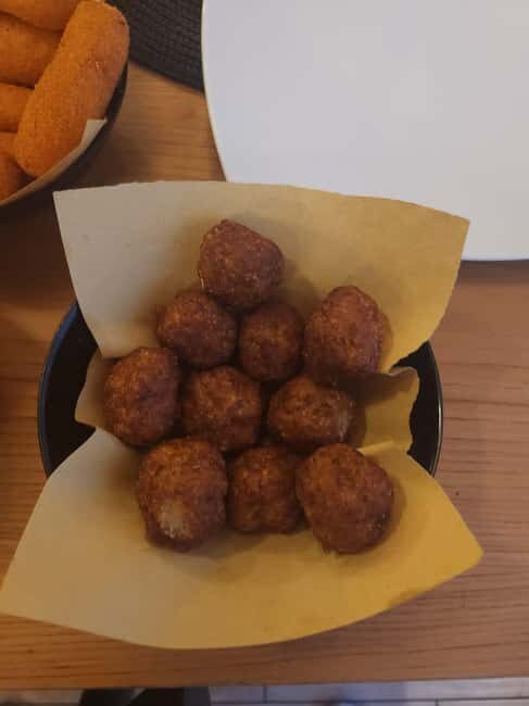 Salento Tasting: Local Bites, Wine & Traditional Flavors - A Deep Dive into the Experience