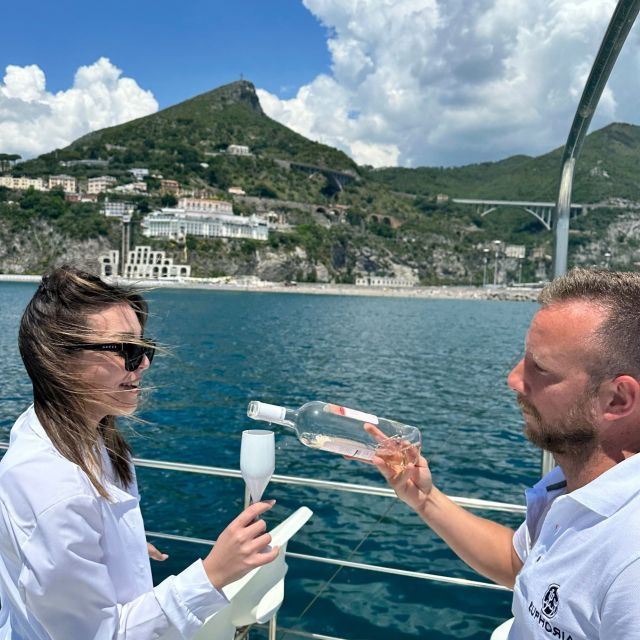 Salerno: Amalfi Coast Cruise With Lunch, Aperitif & Swimming - Tips for a Great Experience