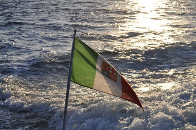 Salerno-Positano: Exclusive Boat Transfer - Booking Process