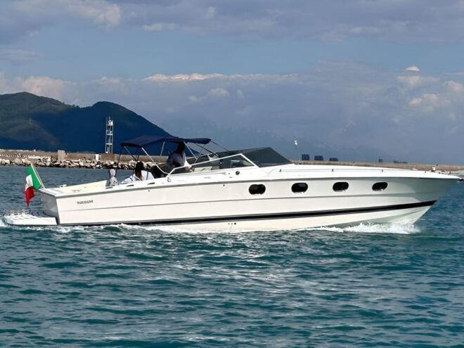 Salerno: Tour Amalfi Coast With Our Tornado 38 - Boat Specifications